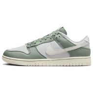 Nike Dunk Low Mica Green