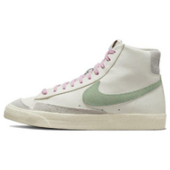 Nike Blazer 77 PRM certified Fresh Nike Blazer 77 PRM certified Fresh