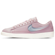 Nike Blazer Low LX Plum Chalk