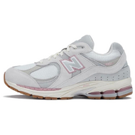 New Balance 2002R Gore-Tex