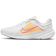 Nike Quest 5