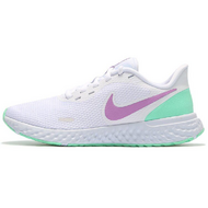 Nike Revolution 5 Nike Revolution 5