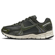 Nike Air Zoom Vomero 5 Nike Air Zoom Vomero 5