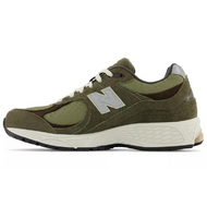 New Balance 2002R