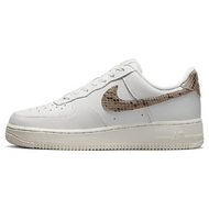 Nike Air Force 1 07