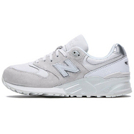 New Balance 999