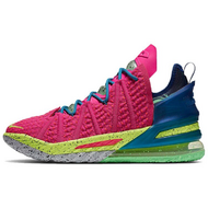 Nike LeBron 18
