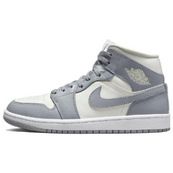 Air Jordan 1 Mid Grey Sail Dior20