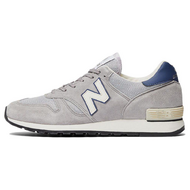 New Balance 670