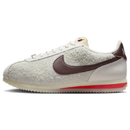 Nike Cortez