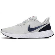 Nike Revolution 5 Nike Revolution 5