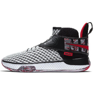 Nike UNVRS Air Zoom Nike UNVRS Air Zoom