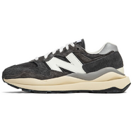 New Balance 5740