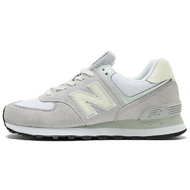 New Balance 574 V2