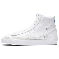 Nike Blazer 77 Se Chrome Luxe Nike Blazer 77 Se Chrome Luxe