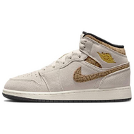 Air Jordan 1 Mid Se GS