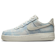 Nike Air Force 1 Low TRead in the Clouds