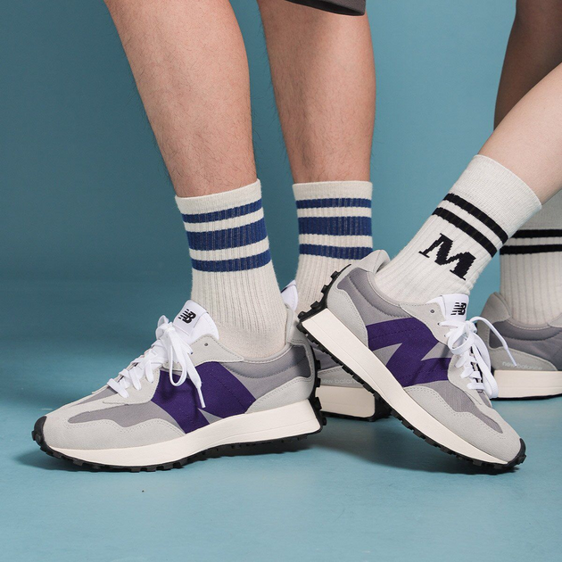 New Balance 327