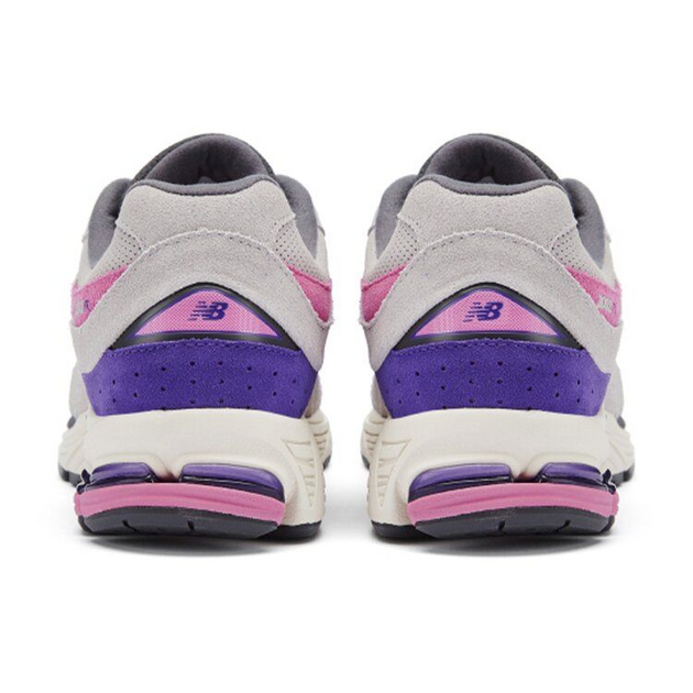 New Balance 2002R