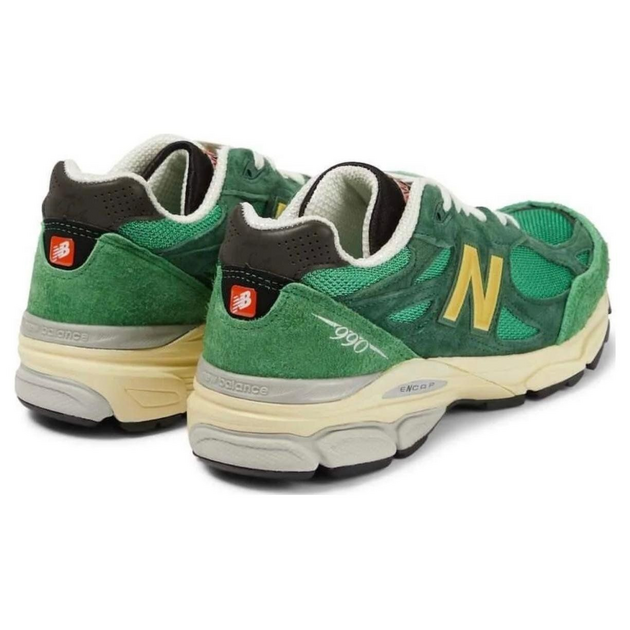 New Balance 990 V3