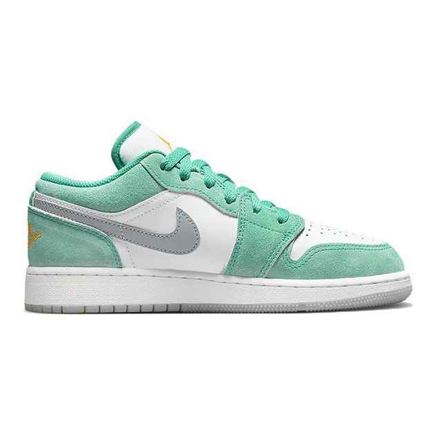 Air Jordan 1 Low Se New Emerald GS