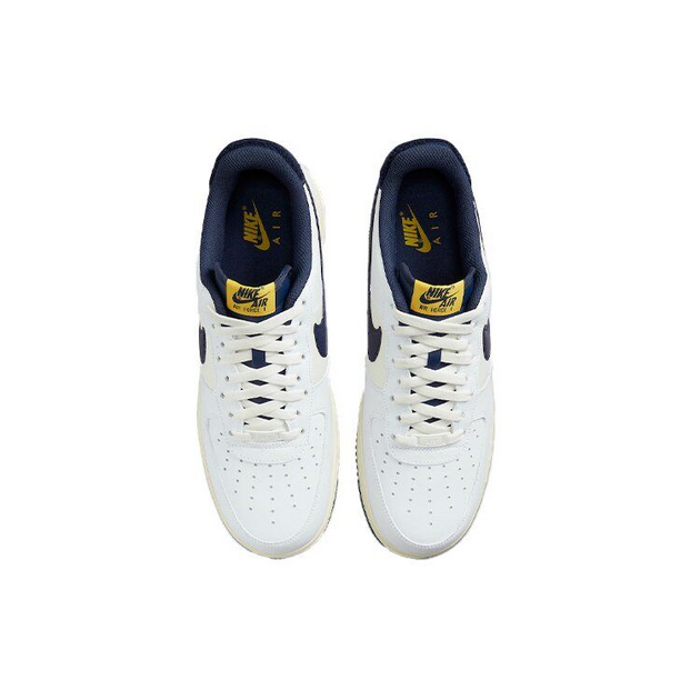 Nike Air Force 1 Low 07 LV8