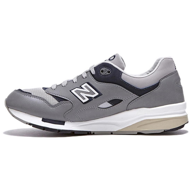 New Balance 1600