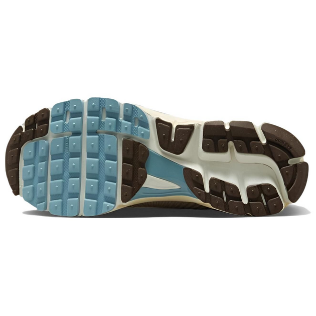 Nike Air Zoom Vomero 5