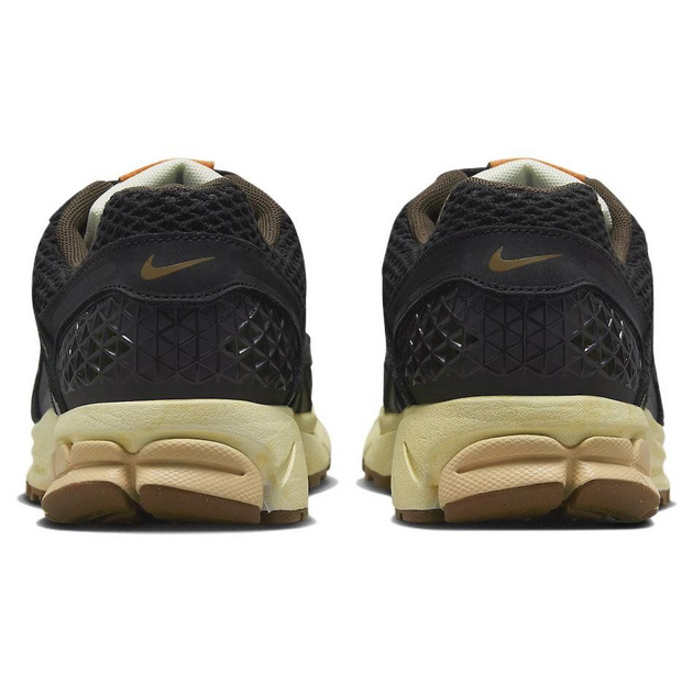 Nike Air Zoom Vomero 5