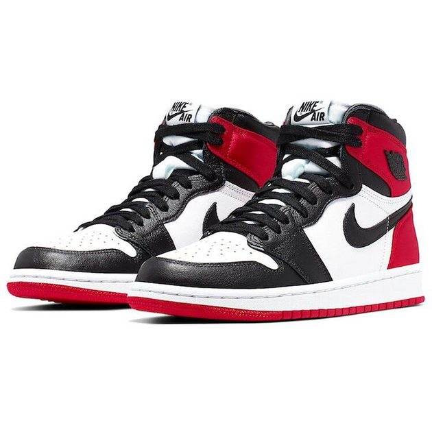 Air Jordan 1 Retro High Satin Black Toe