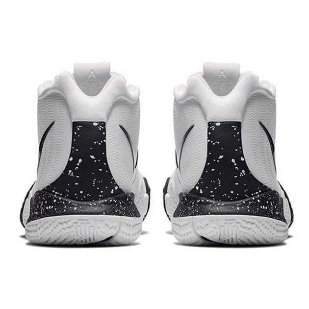 Nike Kyrie 4 Oreo White Black 4