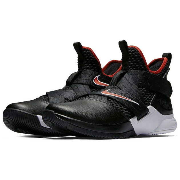 Nike Zoom Soldier 12