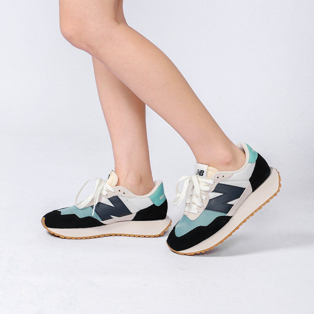New Balance 237