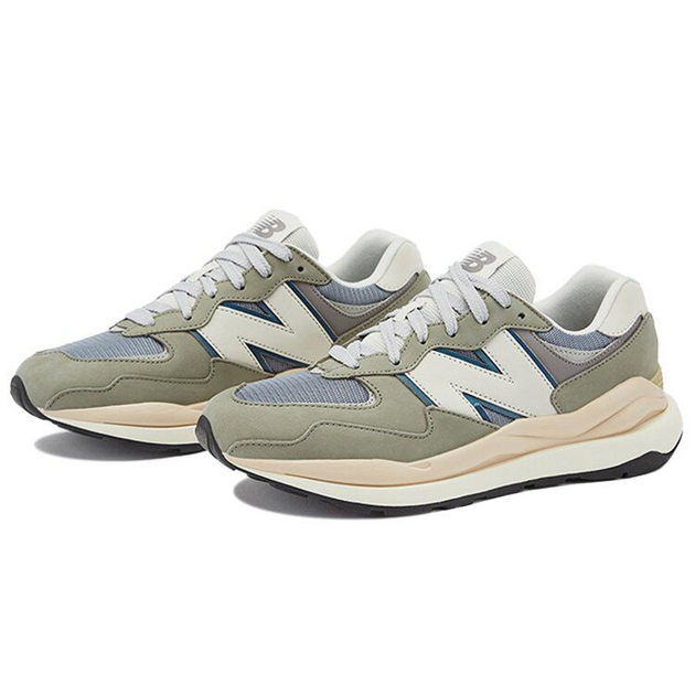 New Balance 5740