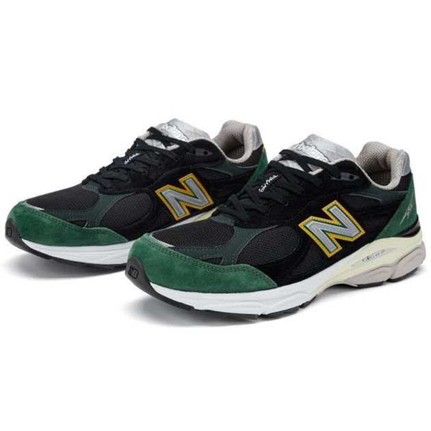 New Balance 990 V3