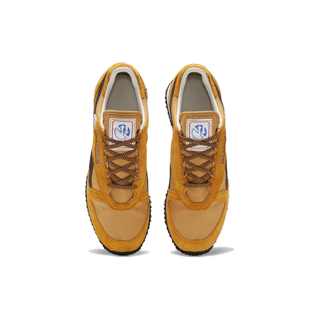 Reebok Victory