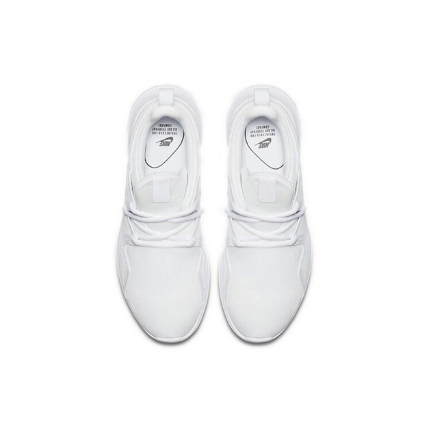 Nike Tessen