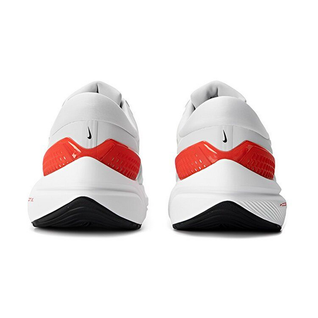Nike Air Zoom Vomero 16