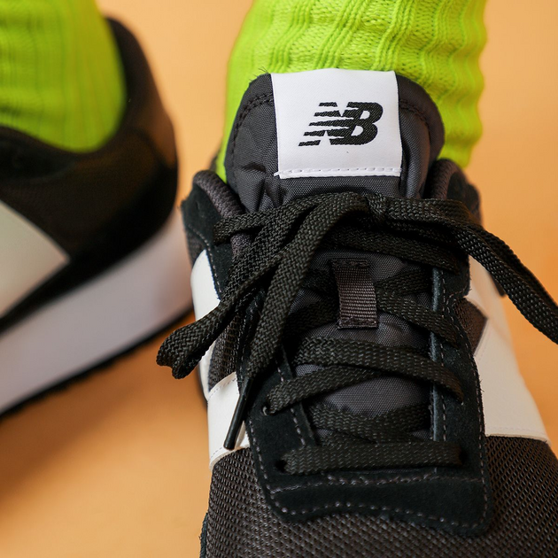New Balance 237
