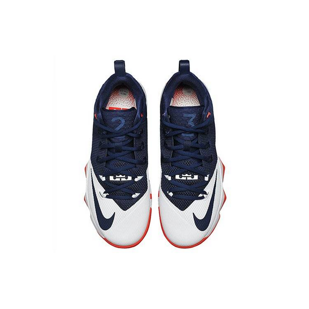 Nike Ambassador 9 LBJ