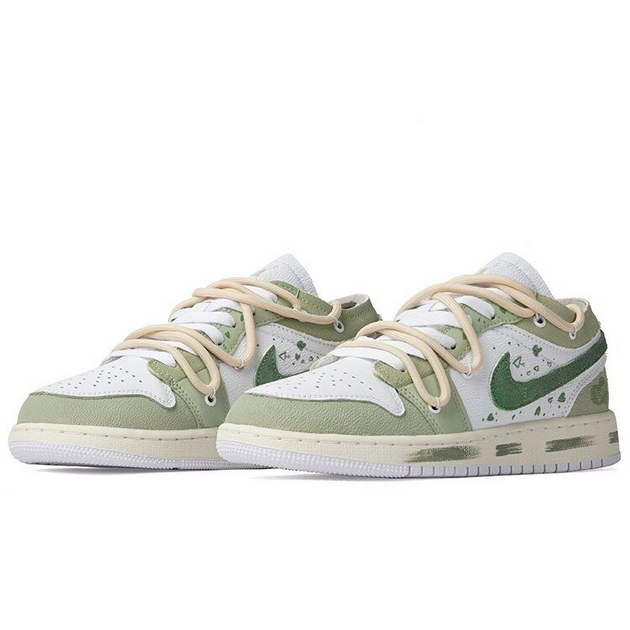 Air Jordan 1 Low GS