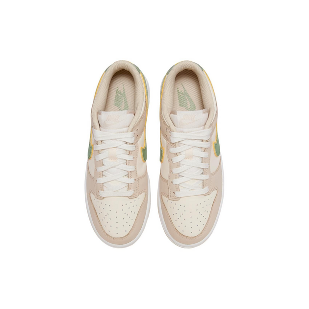 Nike Dunk Low Light Tan