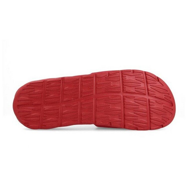 Nike Benassi