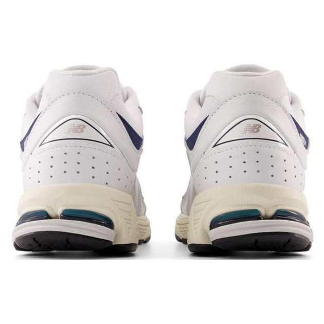 New Balance 2002R