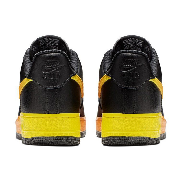 Nike Air Force 1 07 LV8