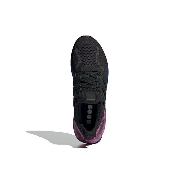 Adidas UltraBoost DNA