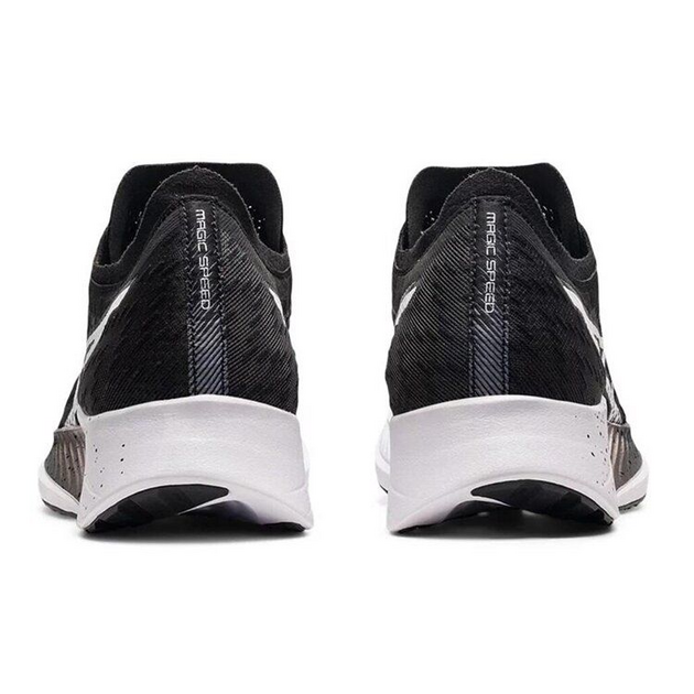 Asics Magic Speed 10