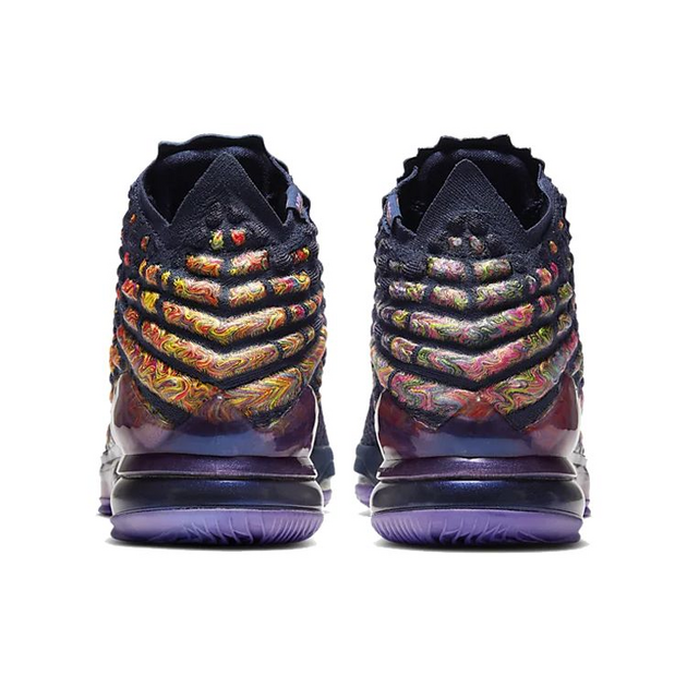 Nike LeBron 17