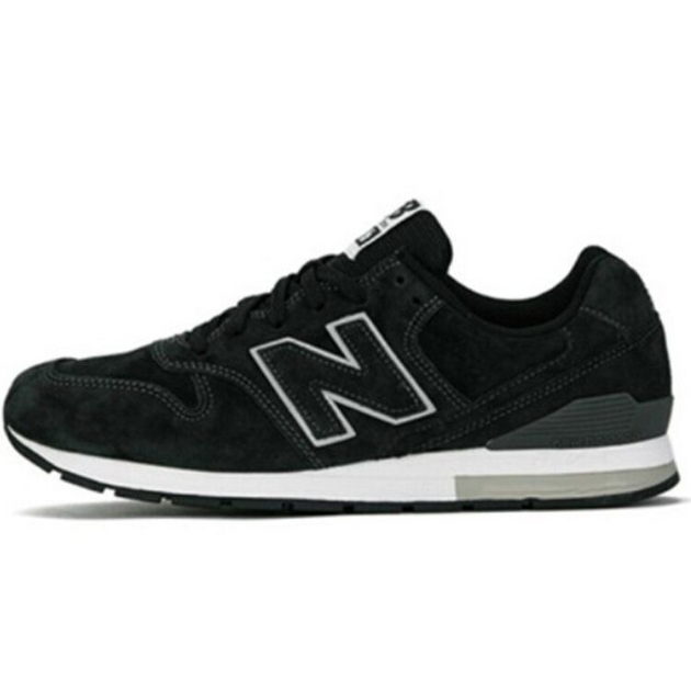 New Balance 996