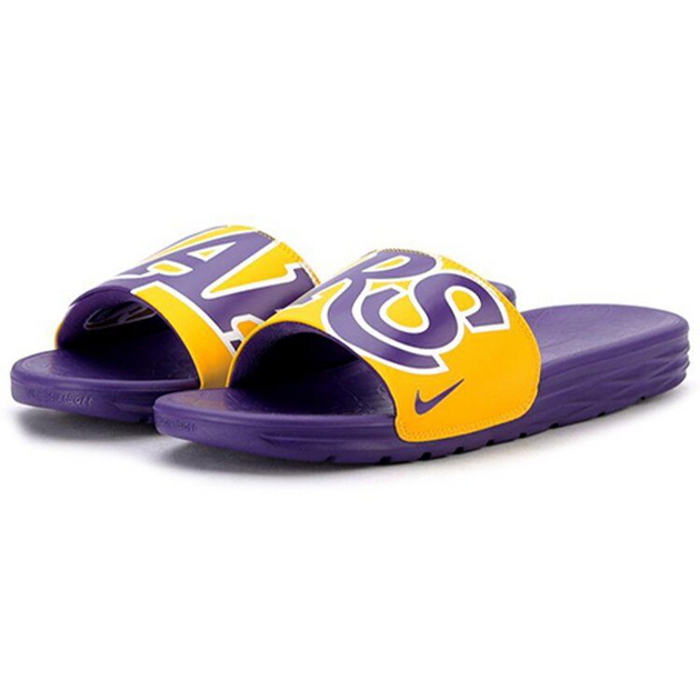 Nike Benassi